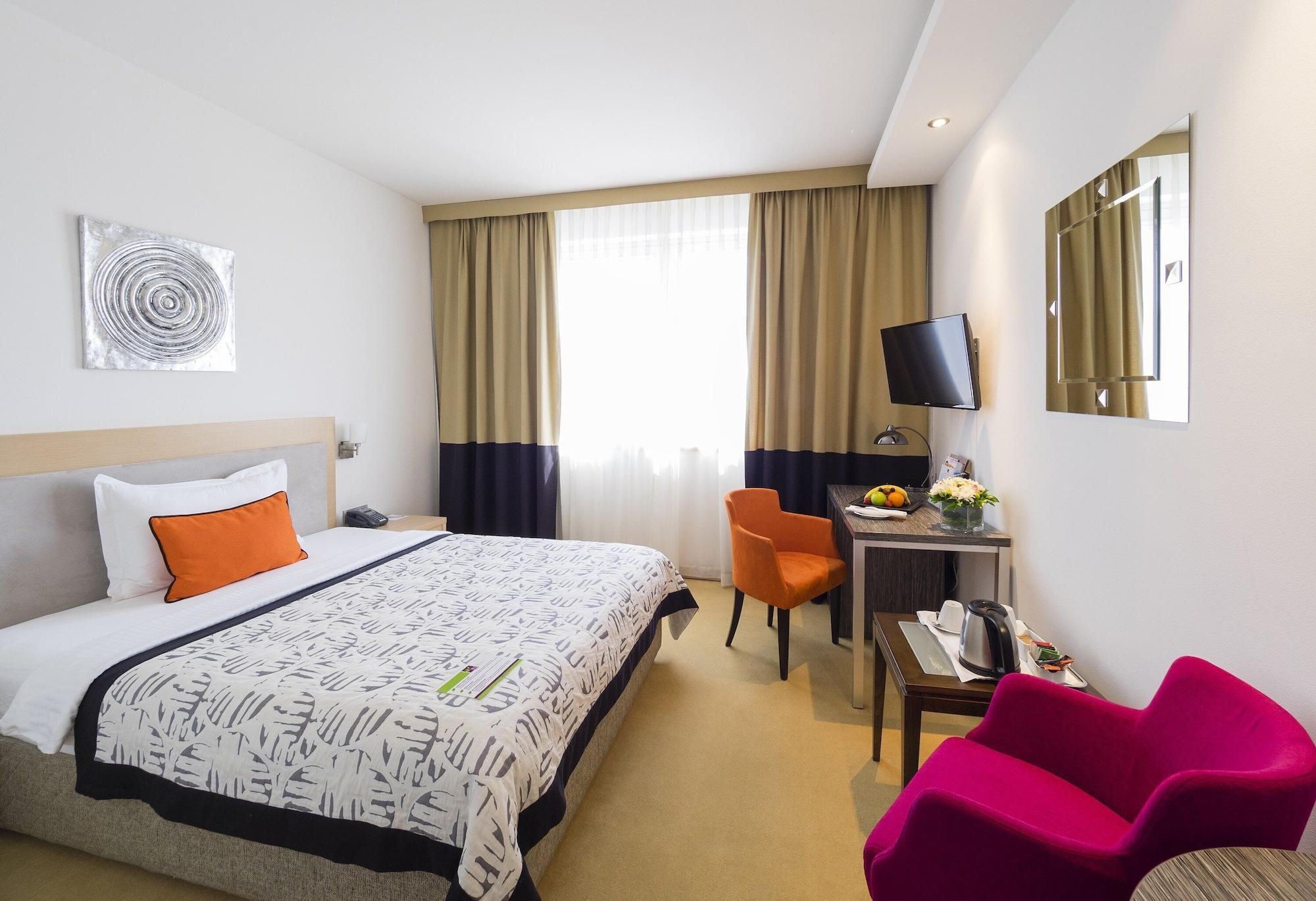 In Hotel Beograd Eksteriør billede