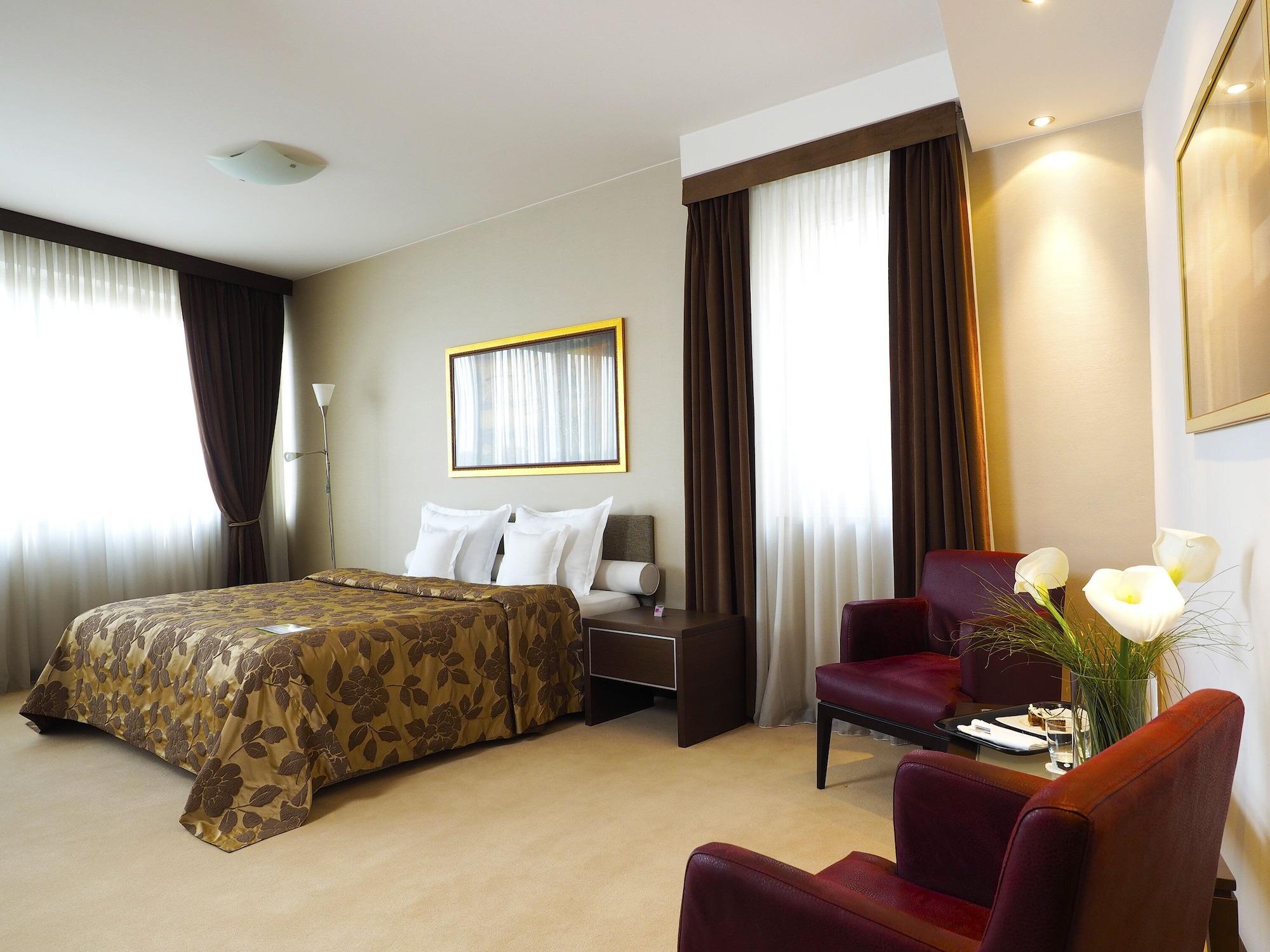 In Hotel Beograd Eksteriør billede