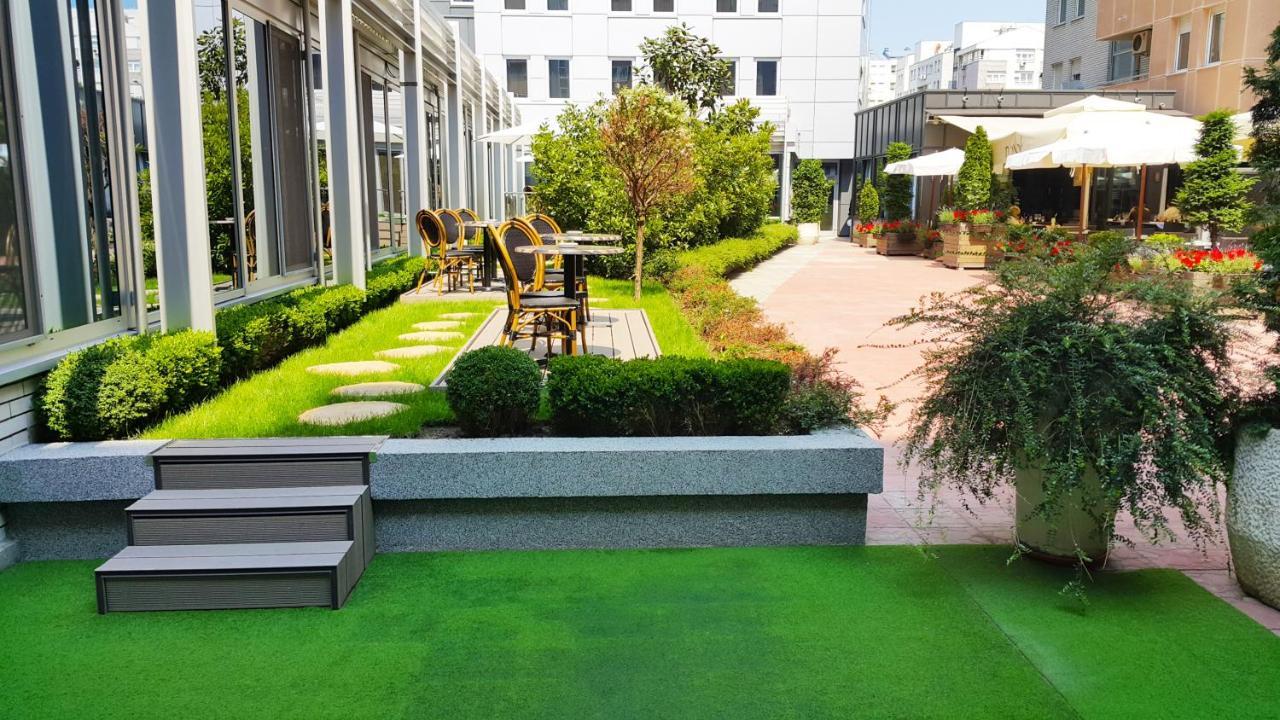 In Hotel Beograd Eksteriør billede
